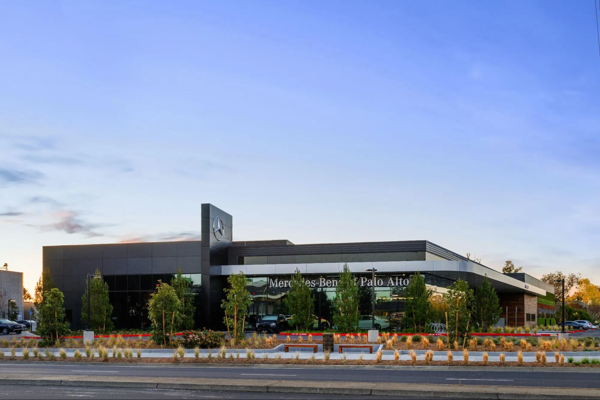Mercedes-Benz Dealership Palo Alto project